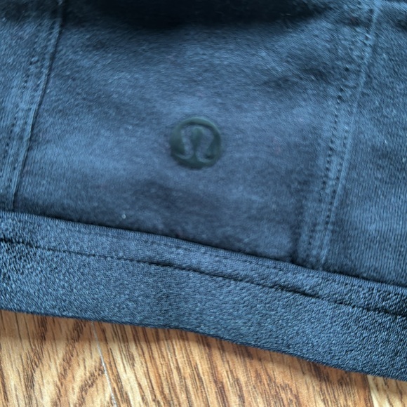 Lululemon Soulful Bra size 4 Black - Picture 4 of 5